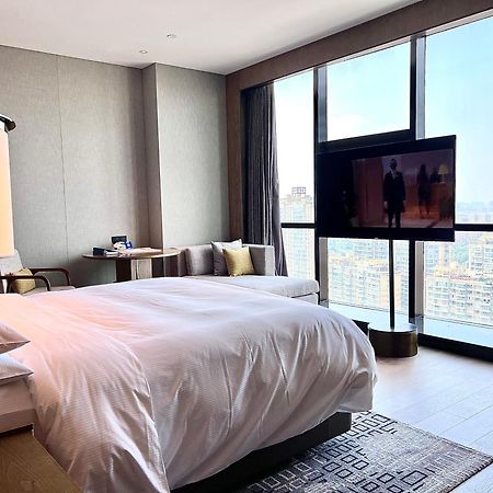 Hilton Jiaxing Hotel Buitenkant foto