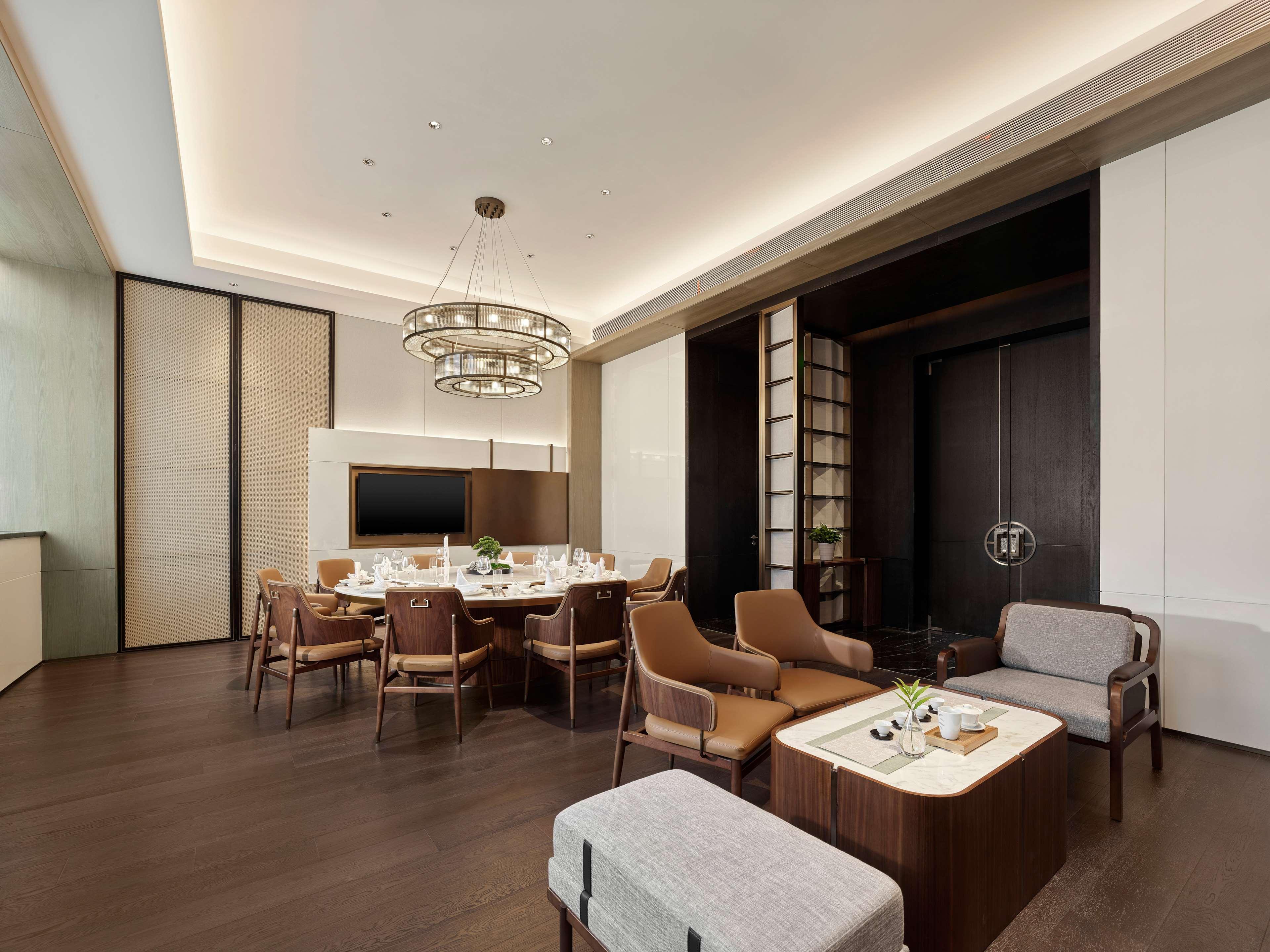 Hilton Jiaxing Hotel Buitenkant foto