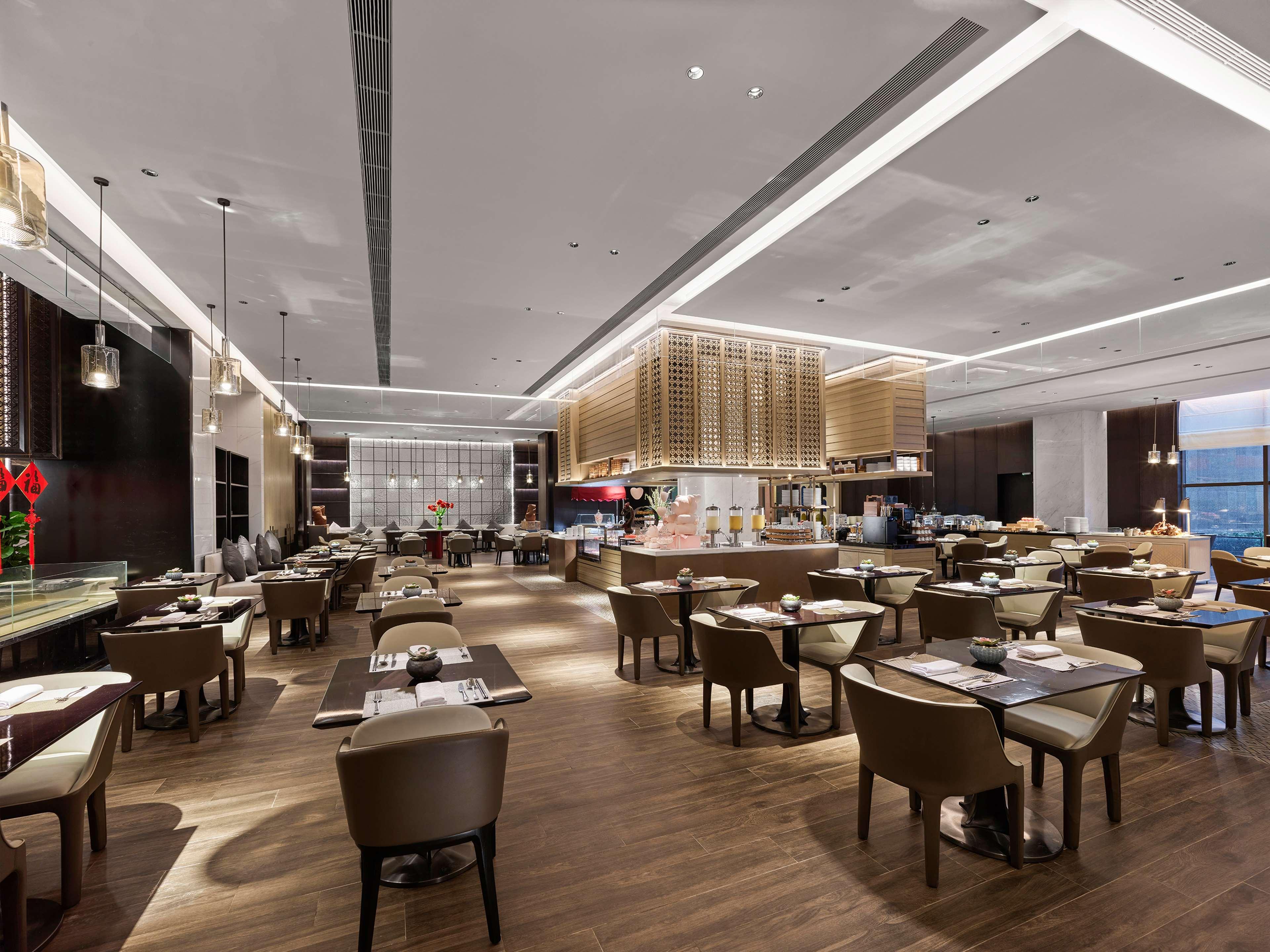 Hilton Jiaxing Hotel Buitenkant foto